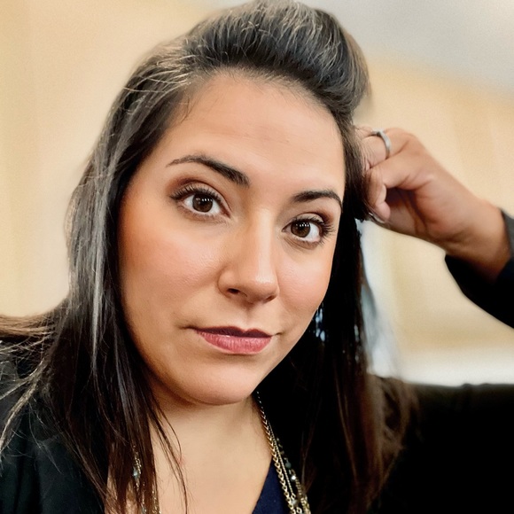 Meet your Posher, Brittany - Picture 2 of 6